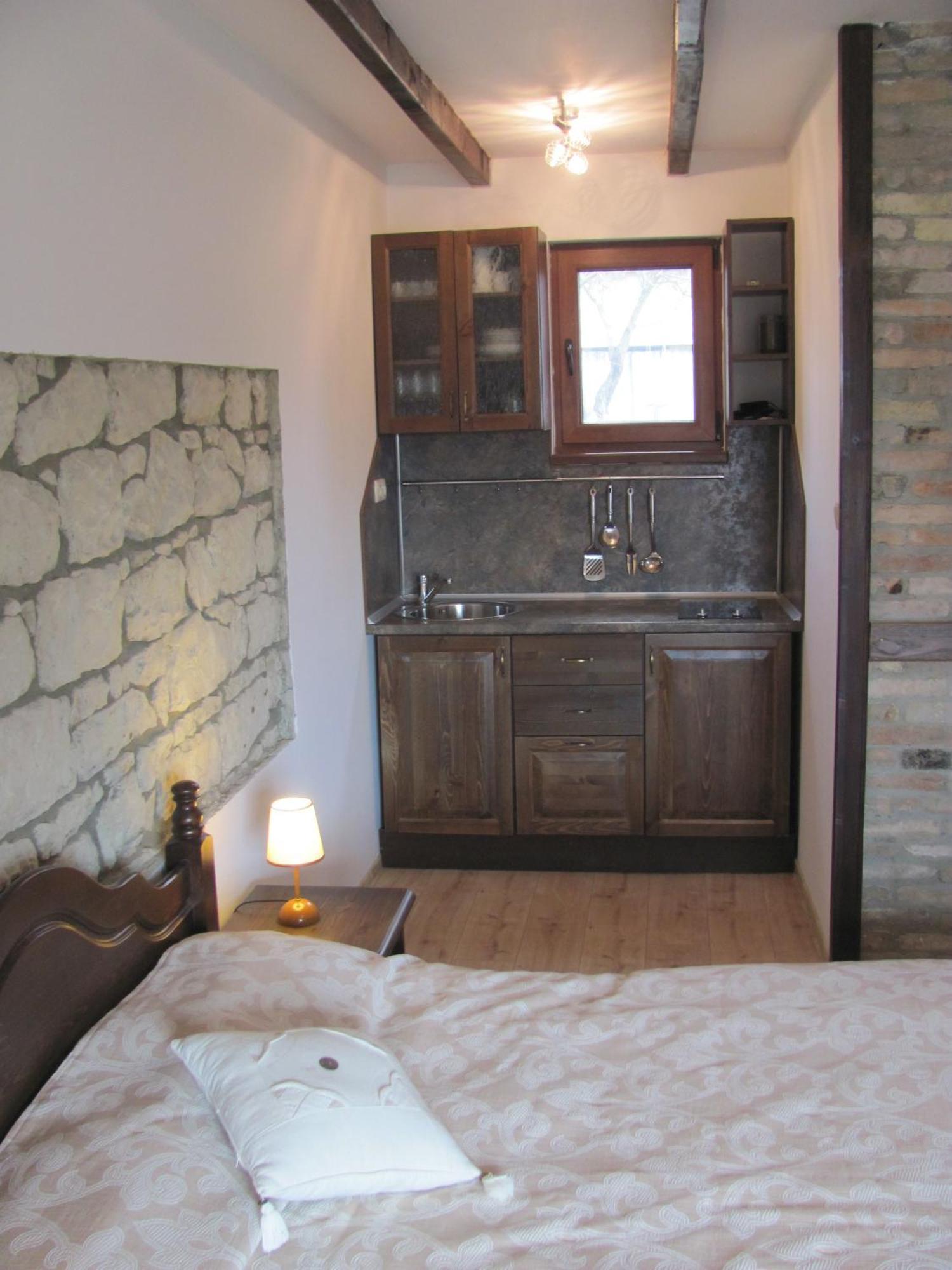 Guest House Villa Elma Nevsha Екстер'єр фото